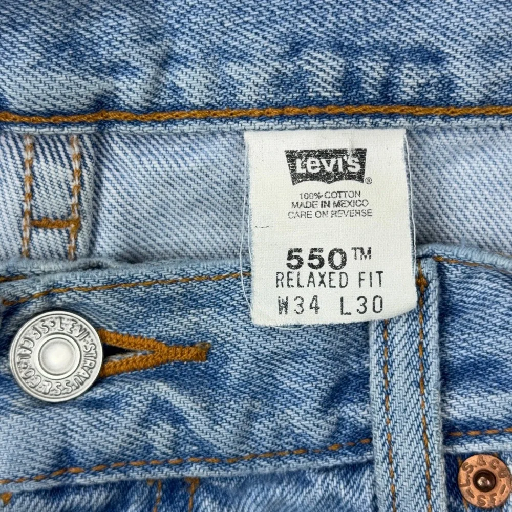 VTG Levi's Jeans Mens 34x30 Light Wash 550 Relaxed Fit‎ Tapered Leg Denim 90s